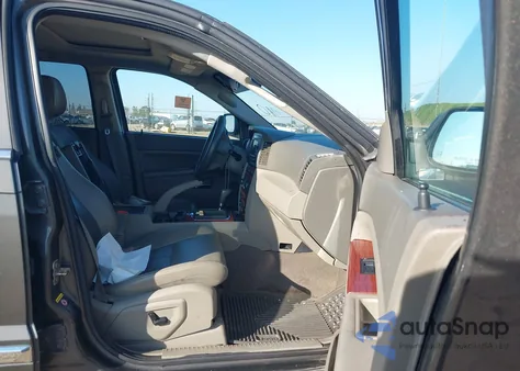 2005 Jeep Grand Cherokee Limited from USA, damaged, VIN 1J8HR58275C723113